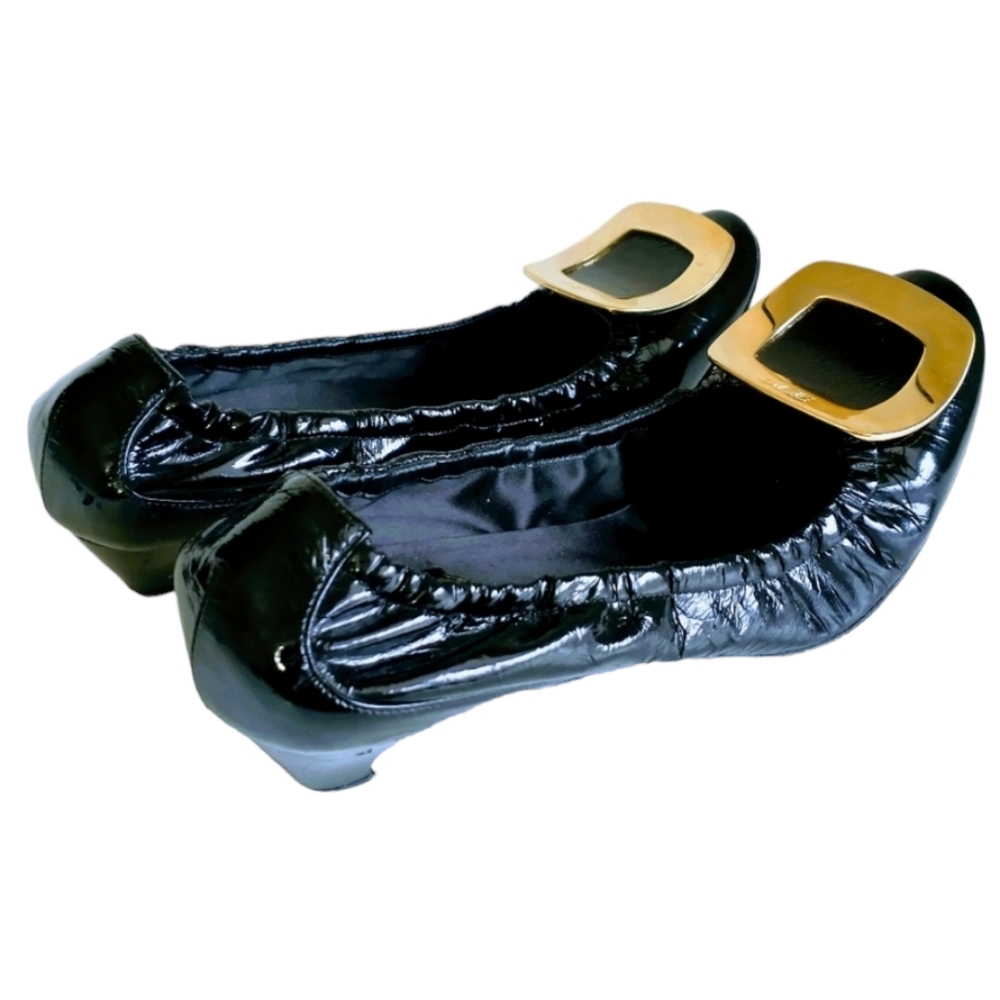 💯 Authentic Roger Vivier ( Made in Italy) Patent Leather Heels. (size/8) - Picture 3 of 12